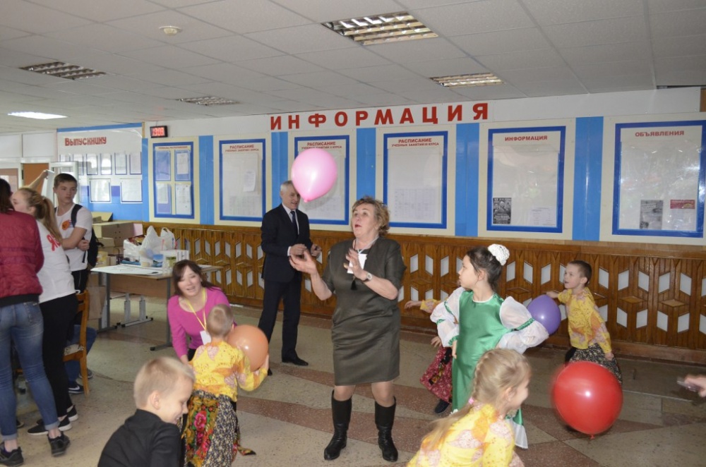 Познакомьтесь это МЫ 174